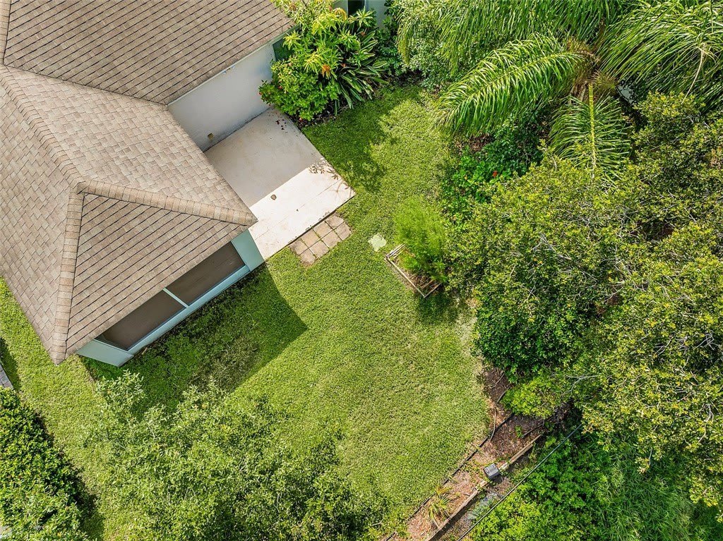 1107 W 13Th Square – photo 3