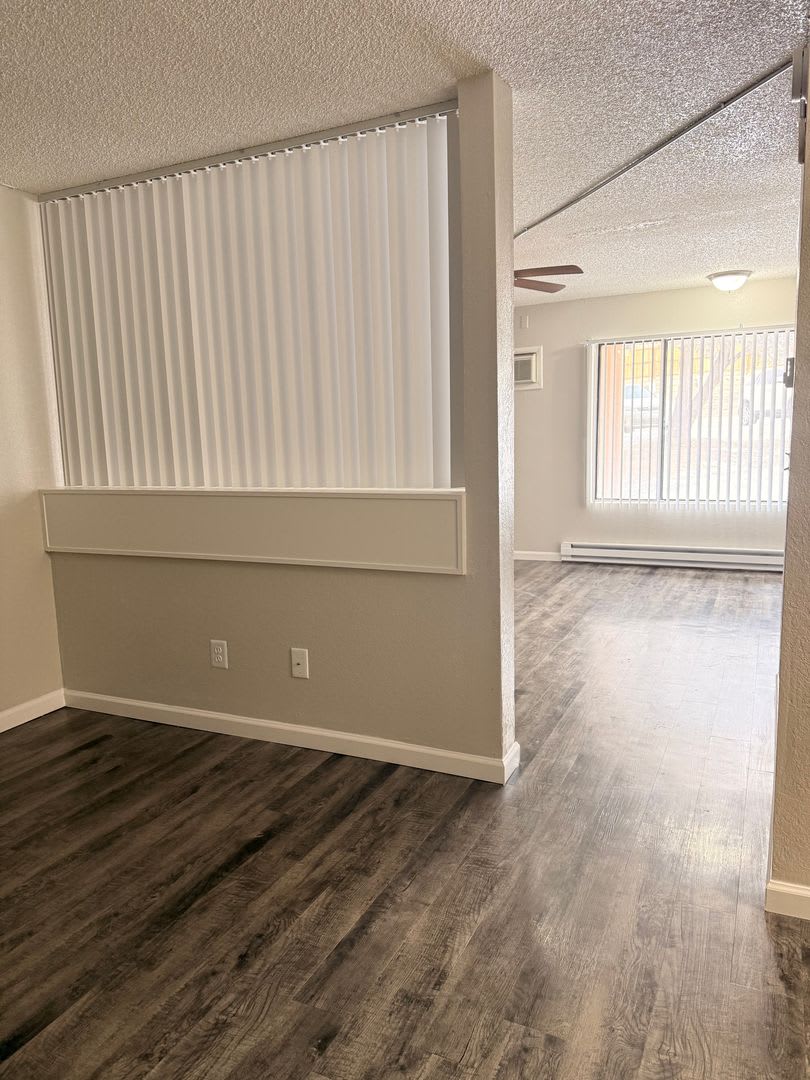 **MOVE IN SPECIAL** $500 off the rent Come and apply today!! – photo 3