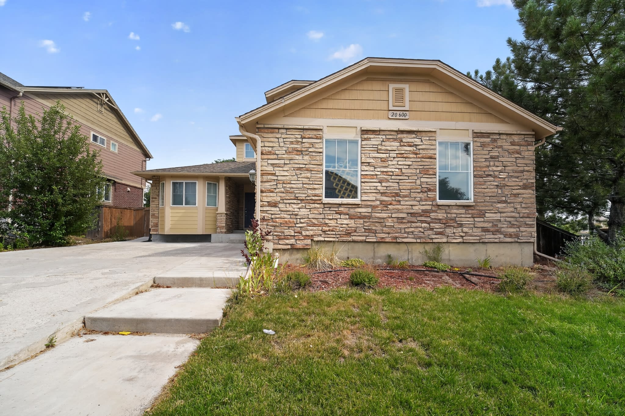 20600 East Dartmouth Drive – photo 3