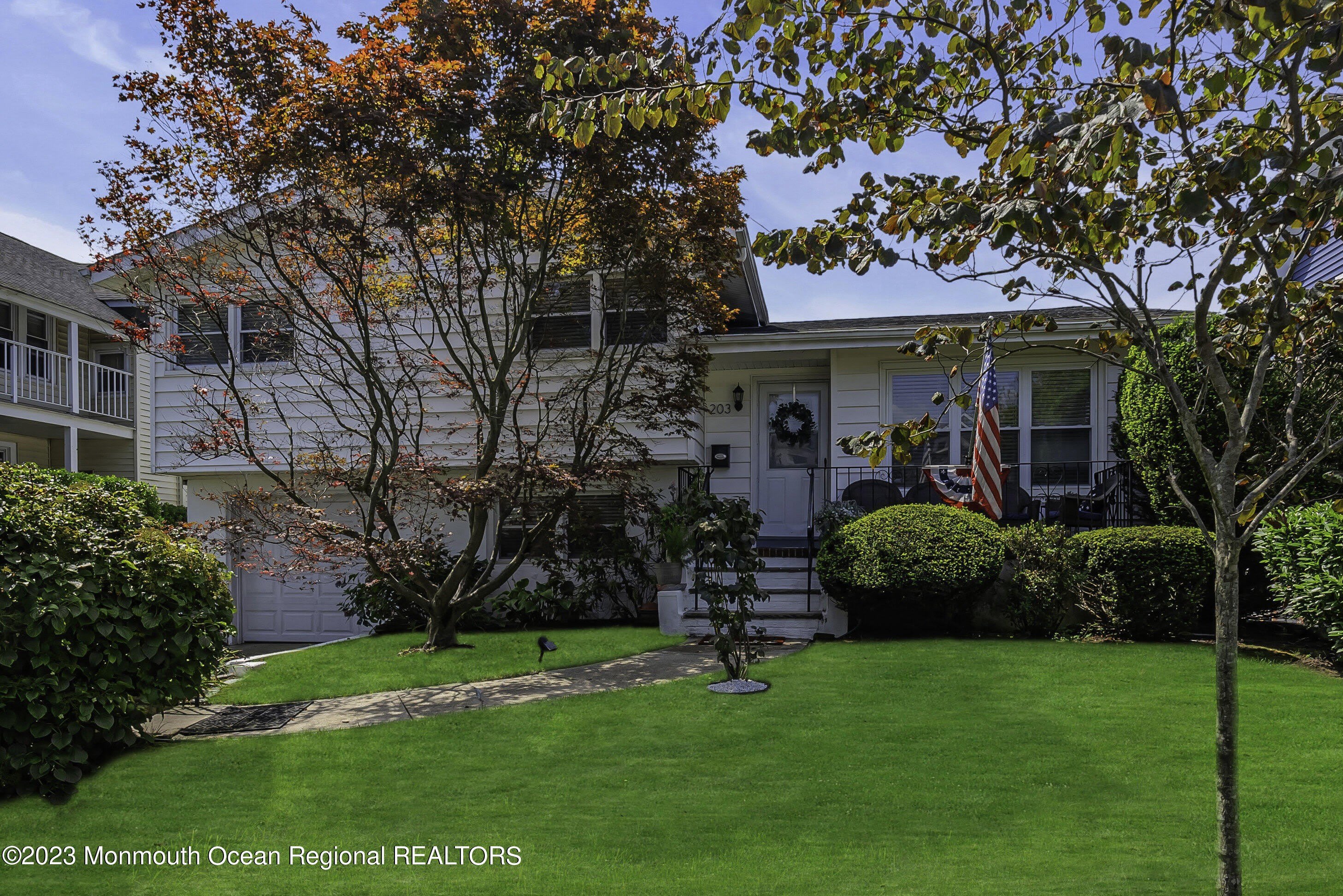 203 10Th Avenue – photo 1