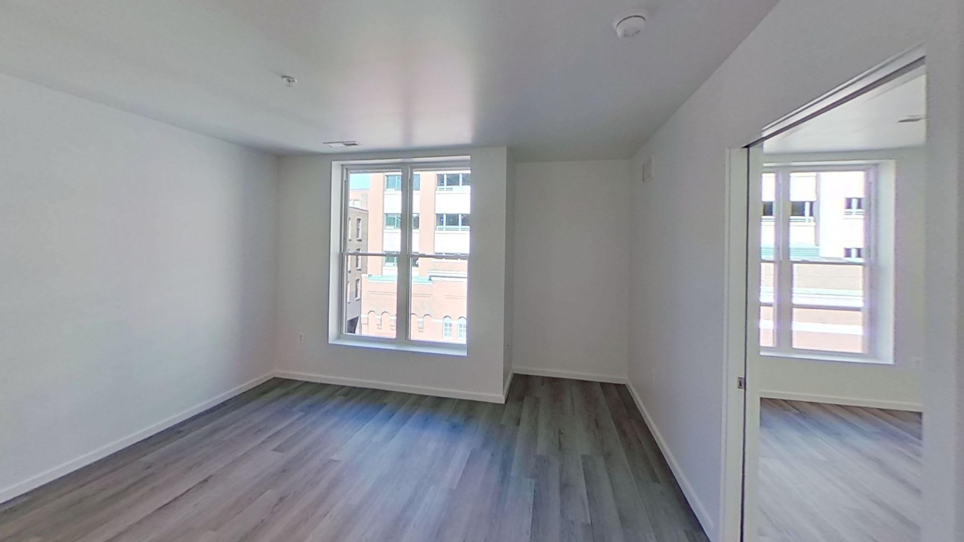 725 W Pratt – photo 4