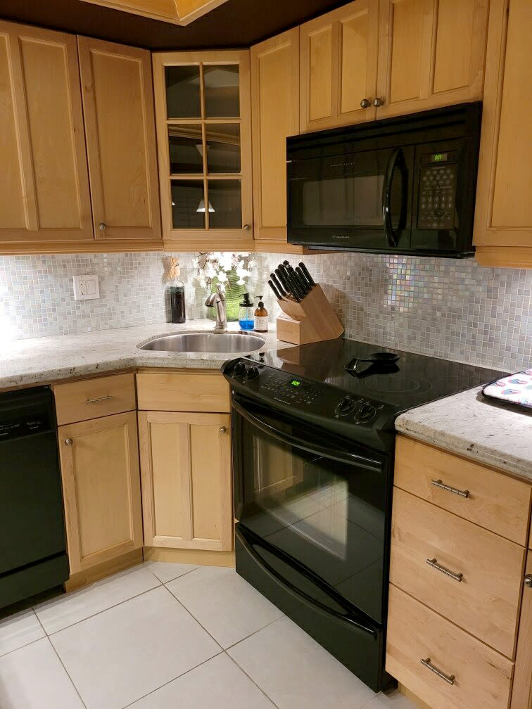 2453 Northeast 51st Street – photo 4