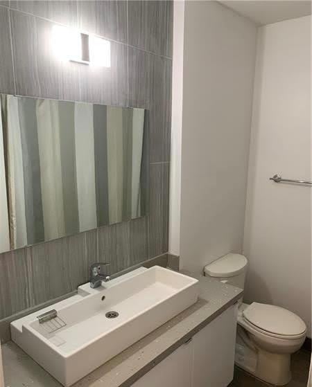 2830 NE 30th Place – photo 4