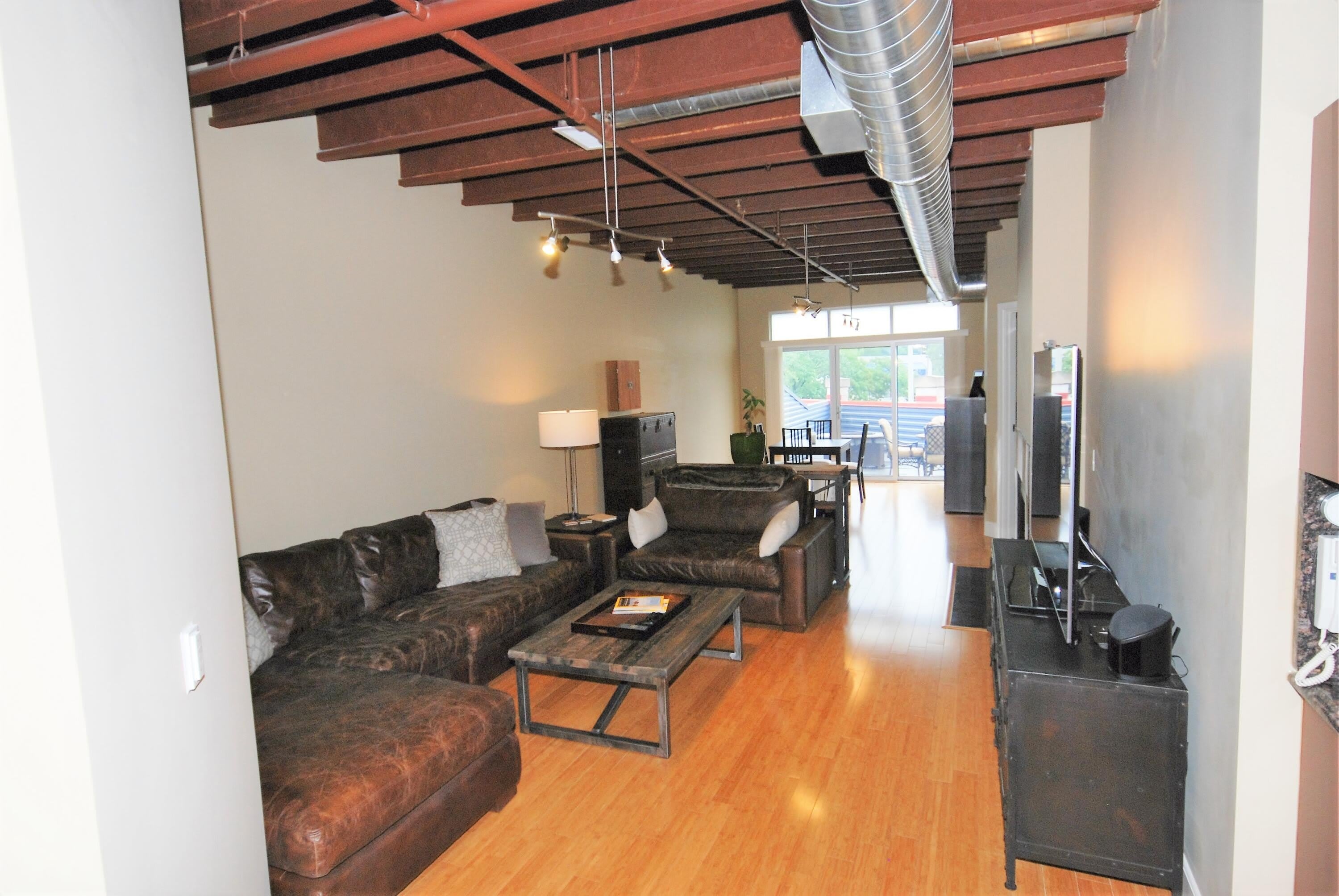 1103 N Main Street – photo 5