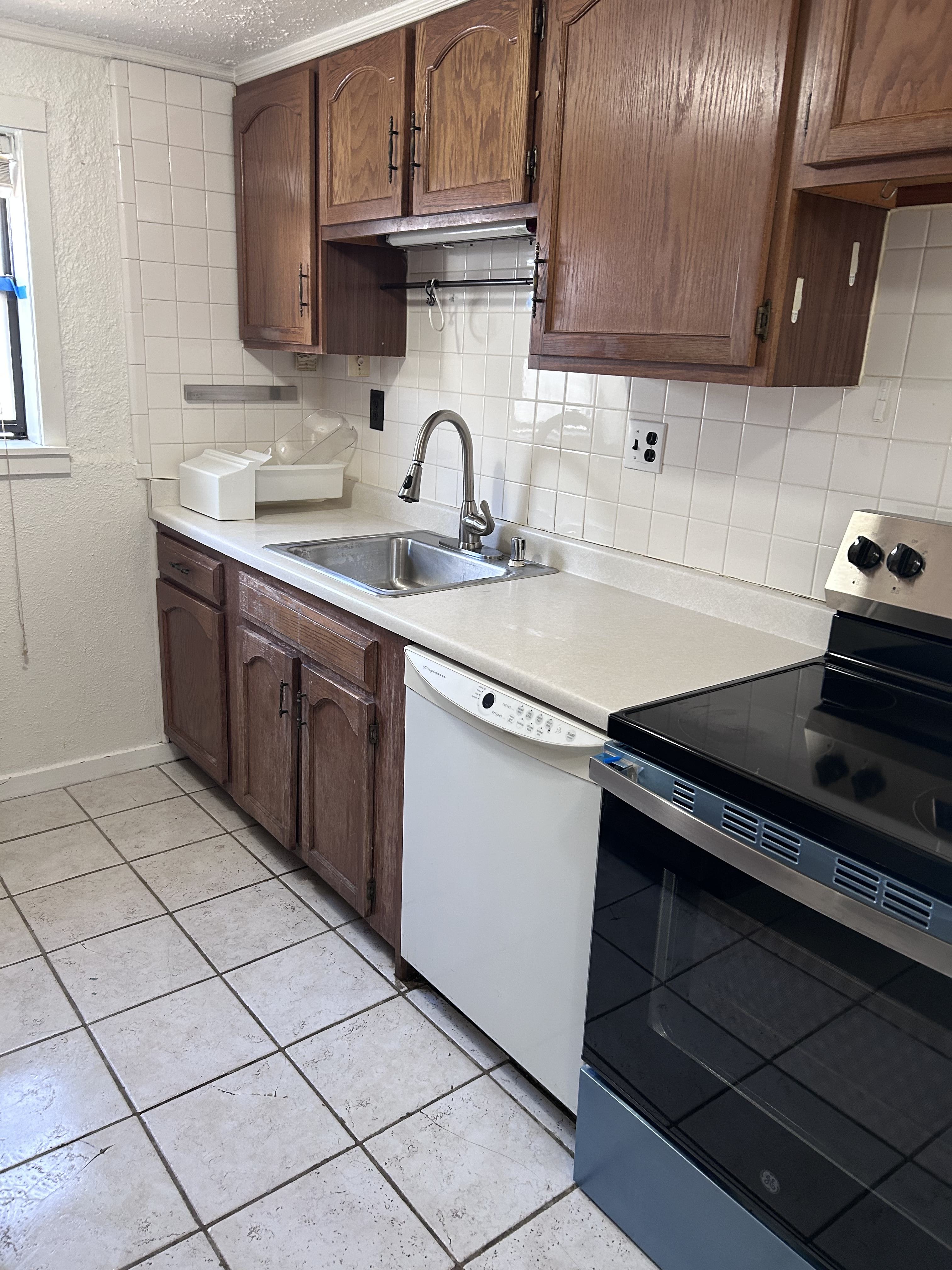 613 N Wall Ave – photo 2
