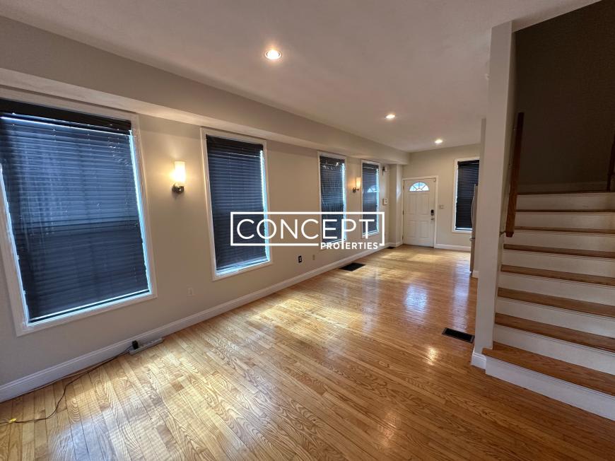 740 Broadway – photo 2