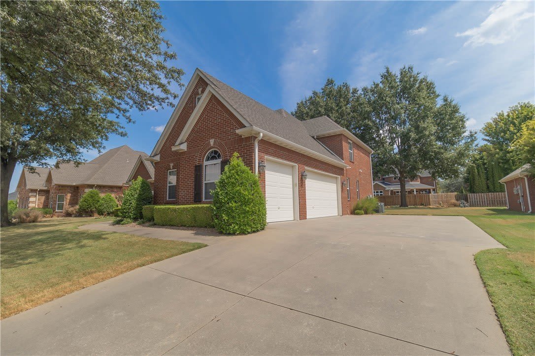 202 Olinka Pass Street – photo 2