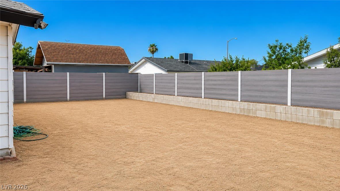 4080 Studio Street – photo 2