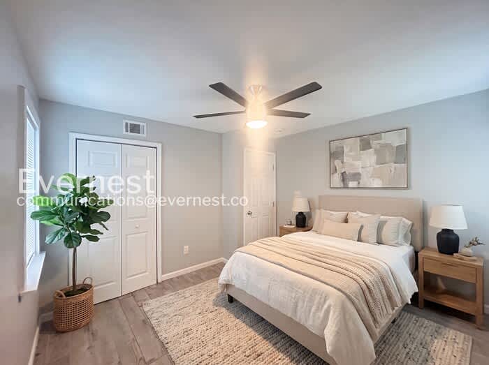 1408 Lyle Avenue – photo 4