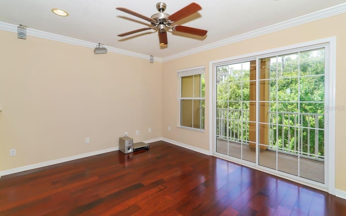 7339 BLACK WALNUT Way – photo 2