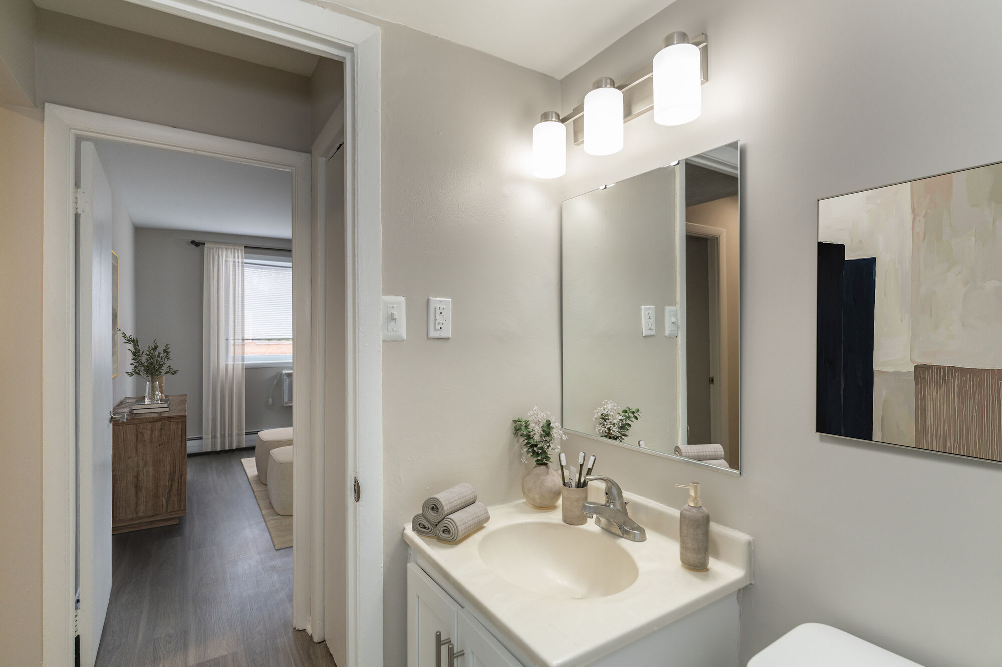 Mason Avenue Apartments – photo 4