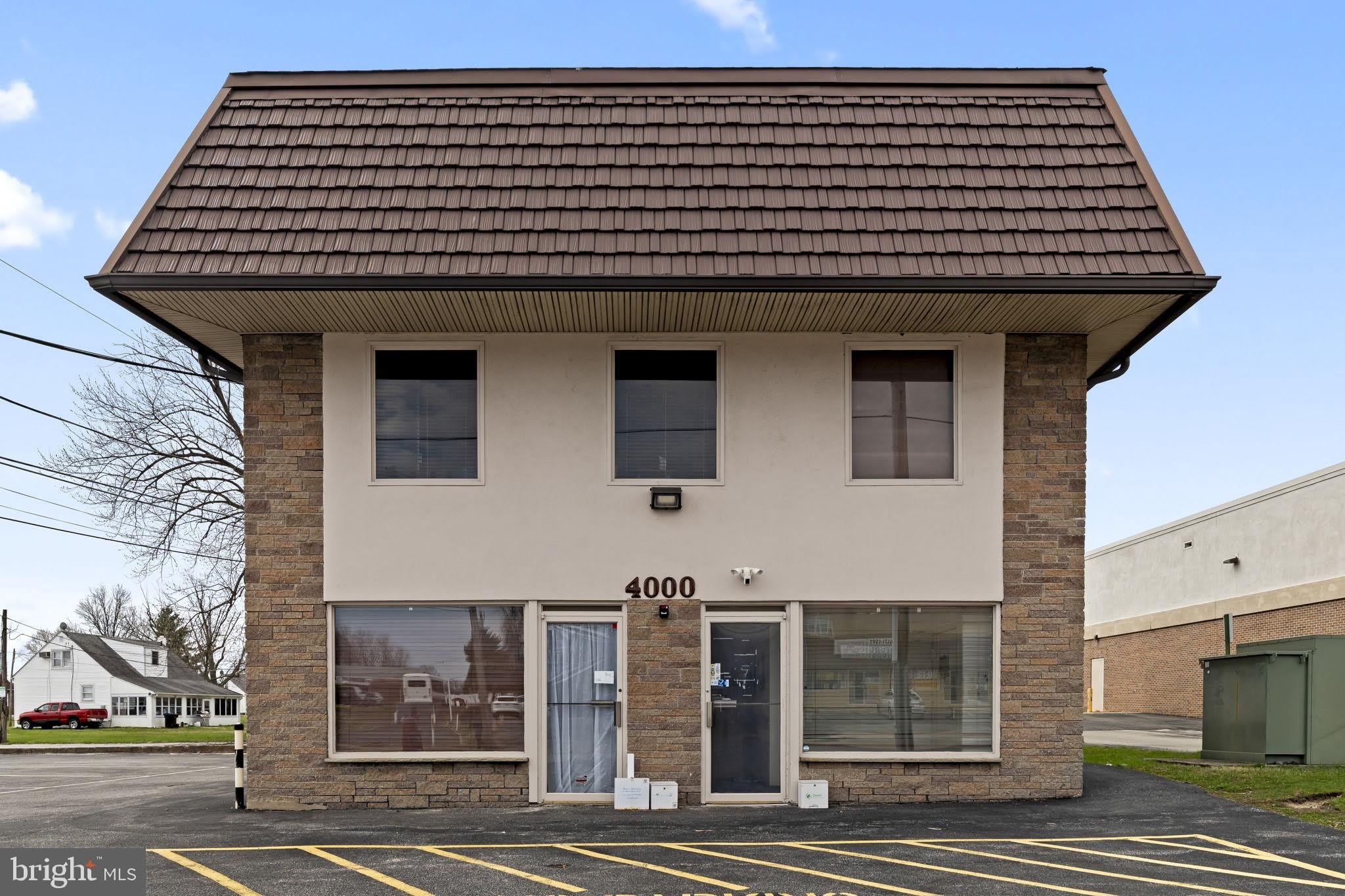 4000 EDGMONT Avenue – photo 2