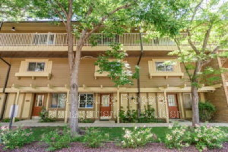 3423 Madison Avenue – photo 2