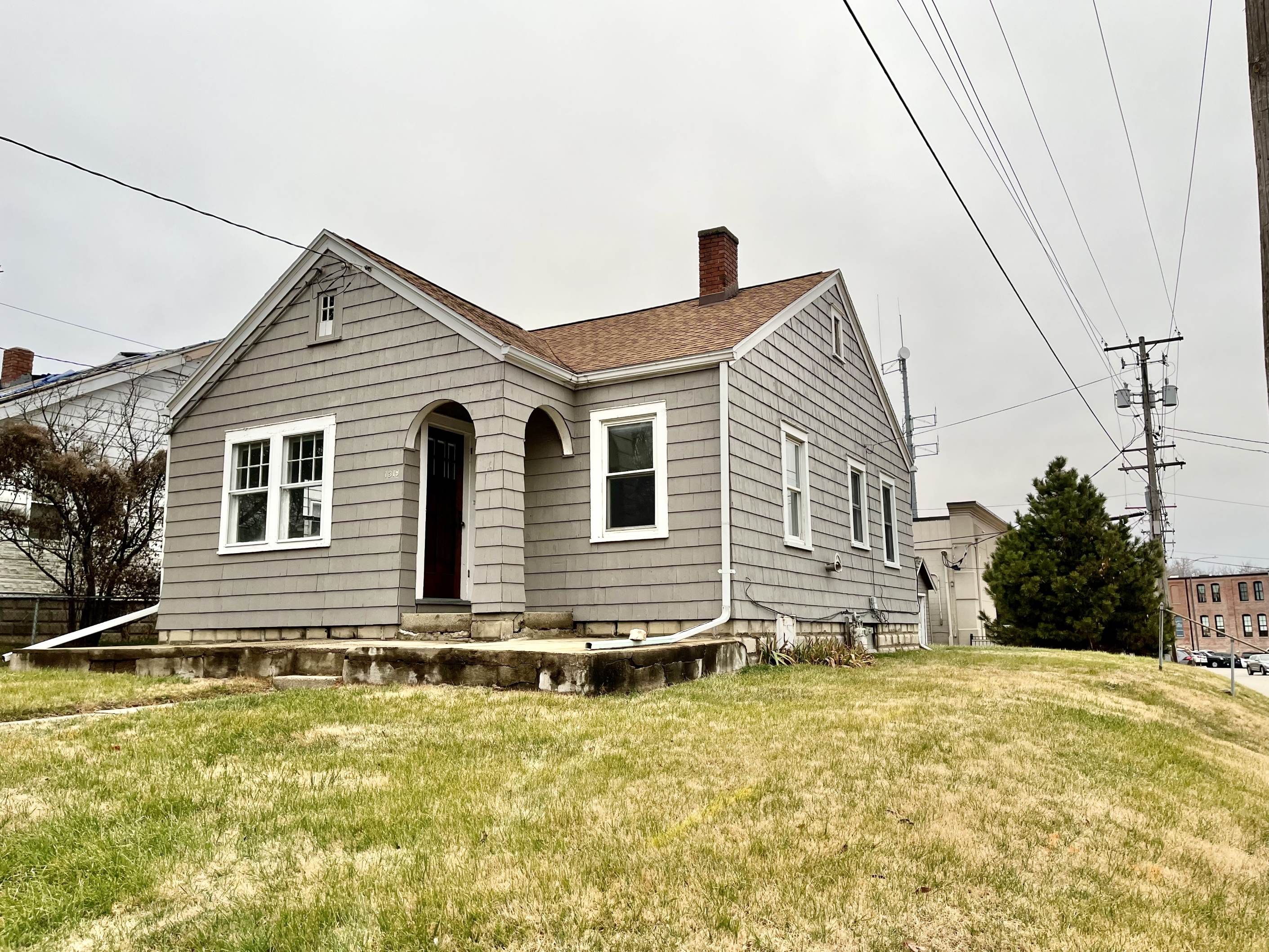 1319 East Lake Avenue – photo 2