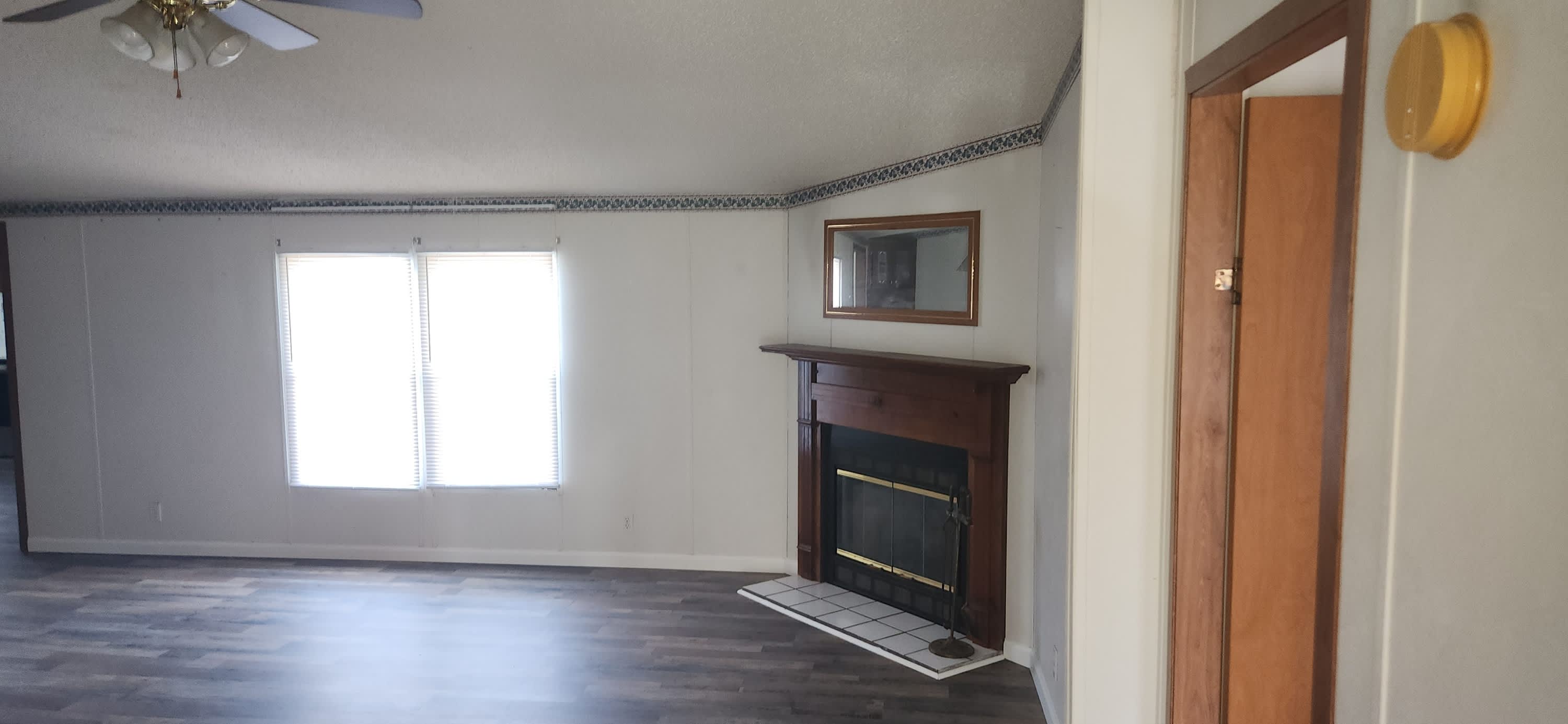 230 Akron Street – photo 5