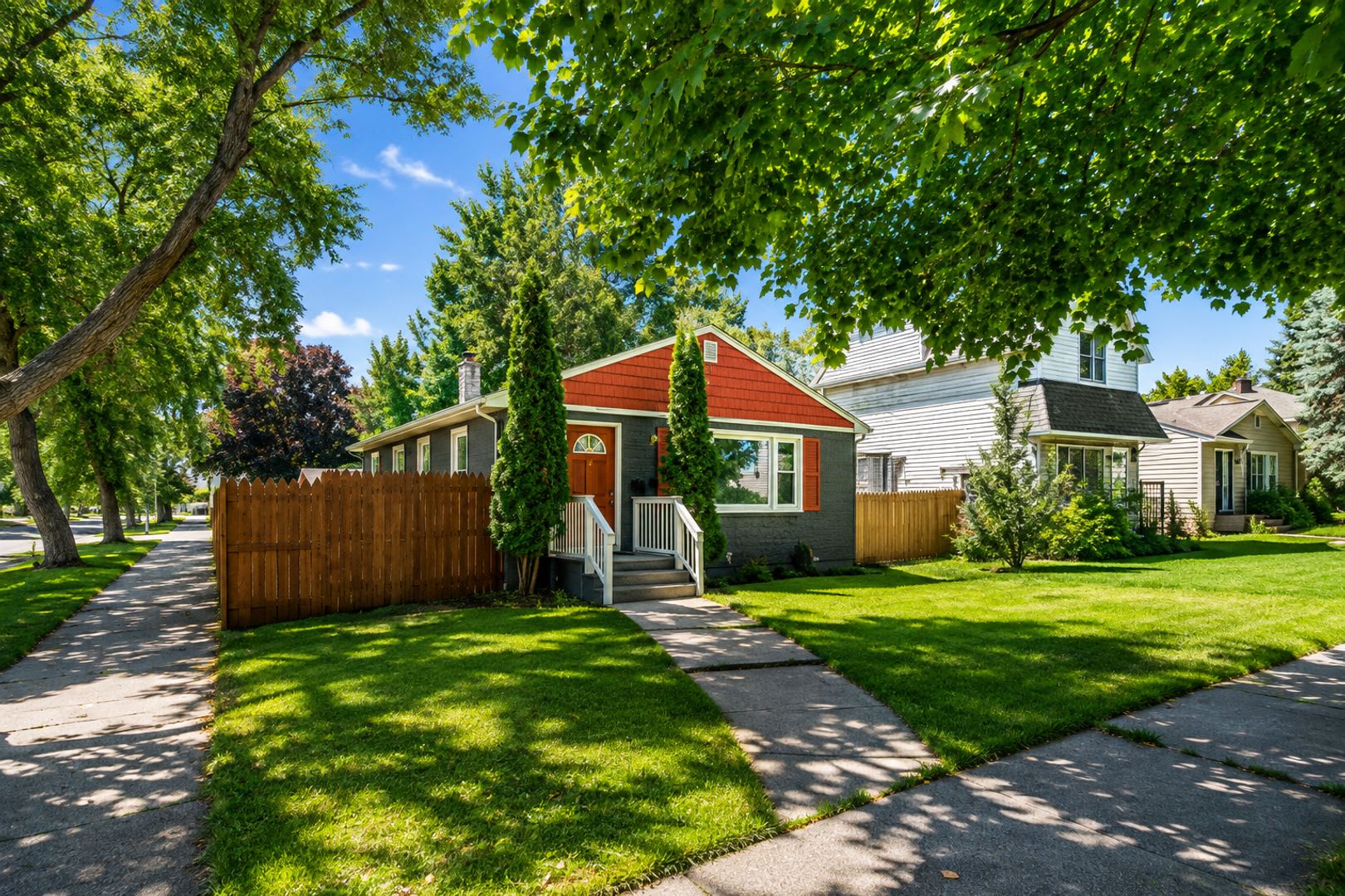 COMING SOON! Large 5 Bed – photo 2