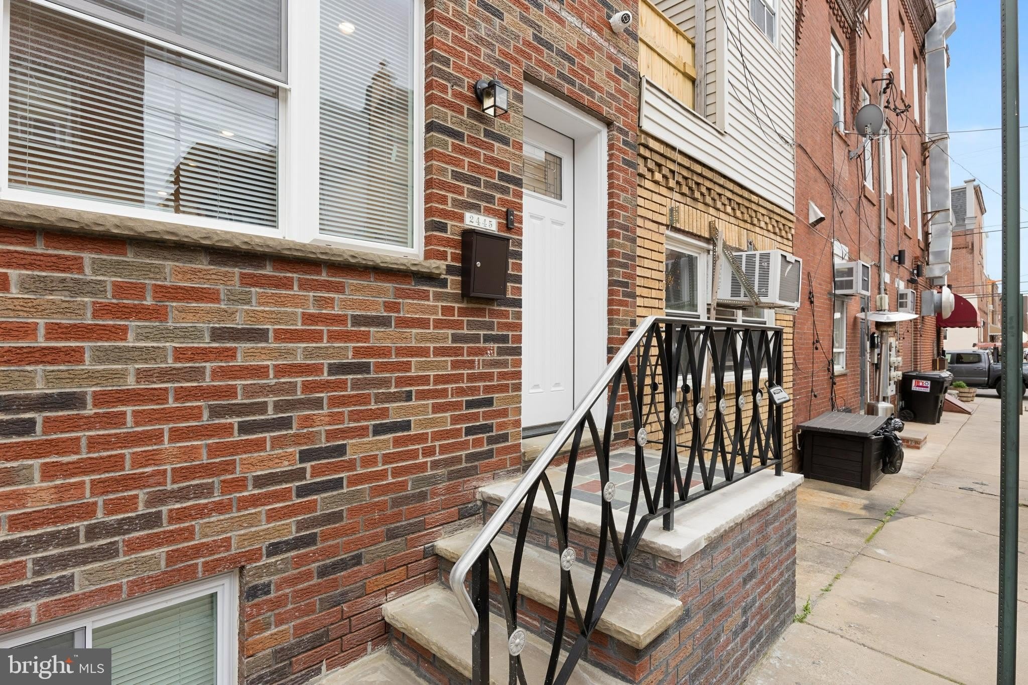 2445 S ROSEWOOD Street – photo 3