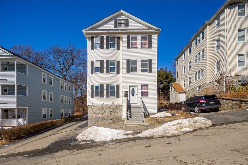 17 5th Ave – photo 1