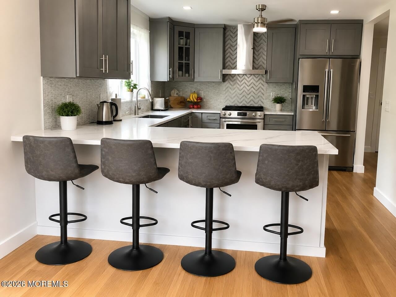 224 Colonial Avenue – photo 2