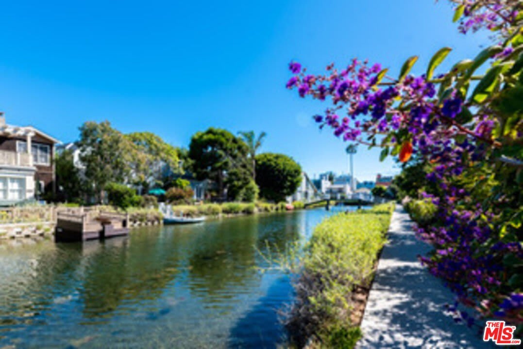 225 Sherman Canal – photo 2