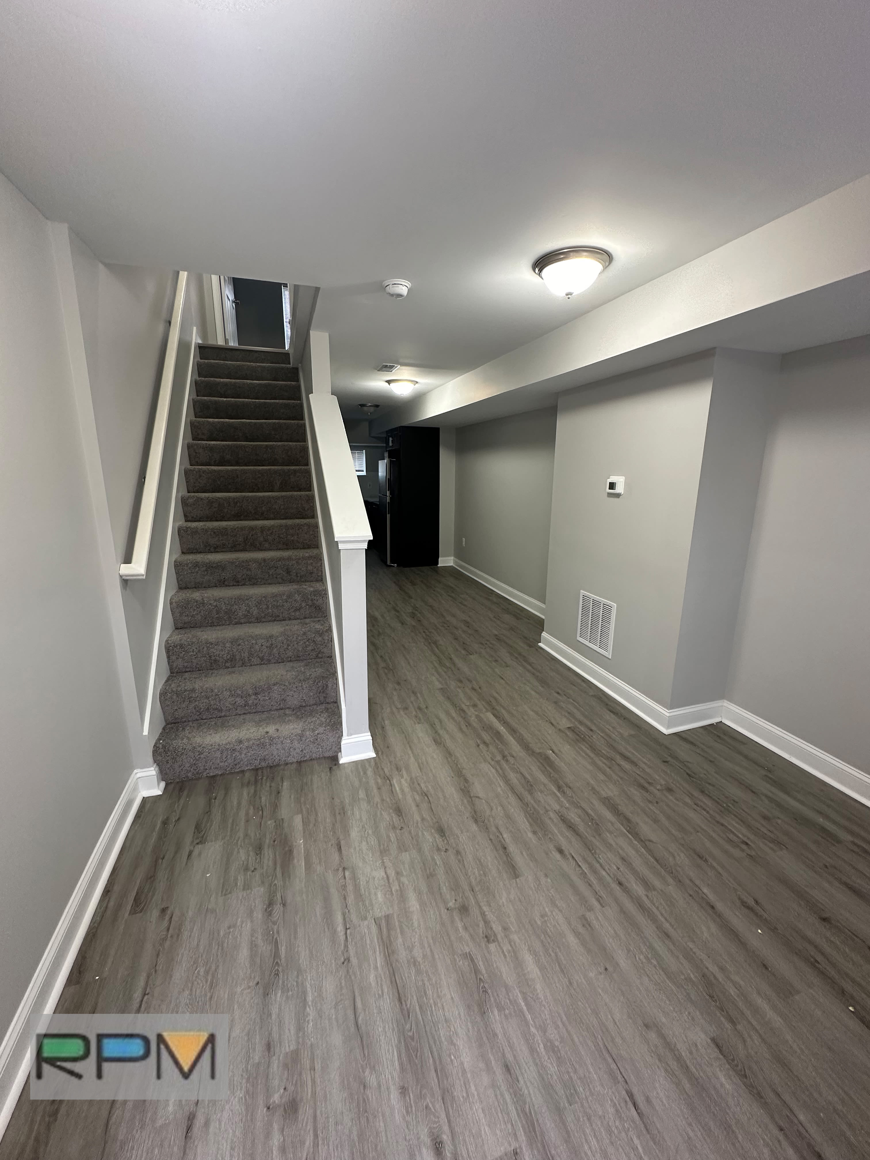 1169 Washington Blvd – photo 2