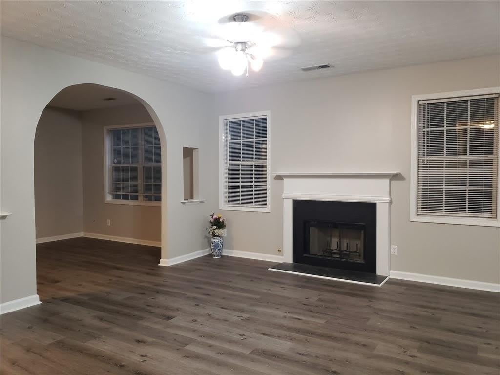 2024 Longmont Drive – photo 2