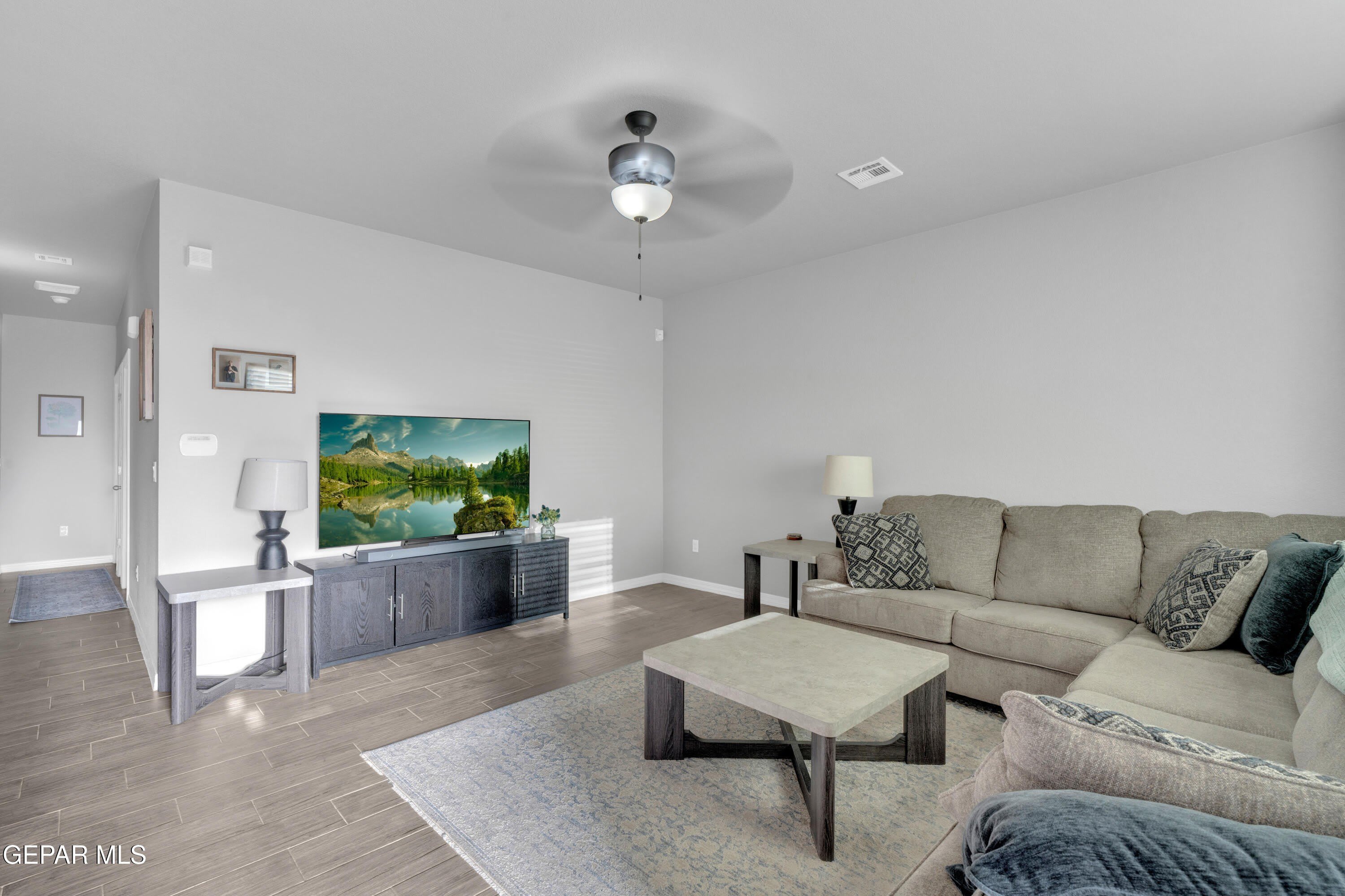 11352 Hidalgo Drive – photo 3