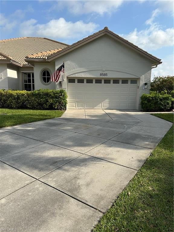 8564 Fairway Bend – photo 2