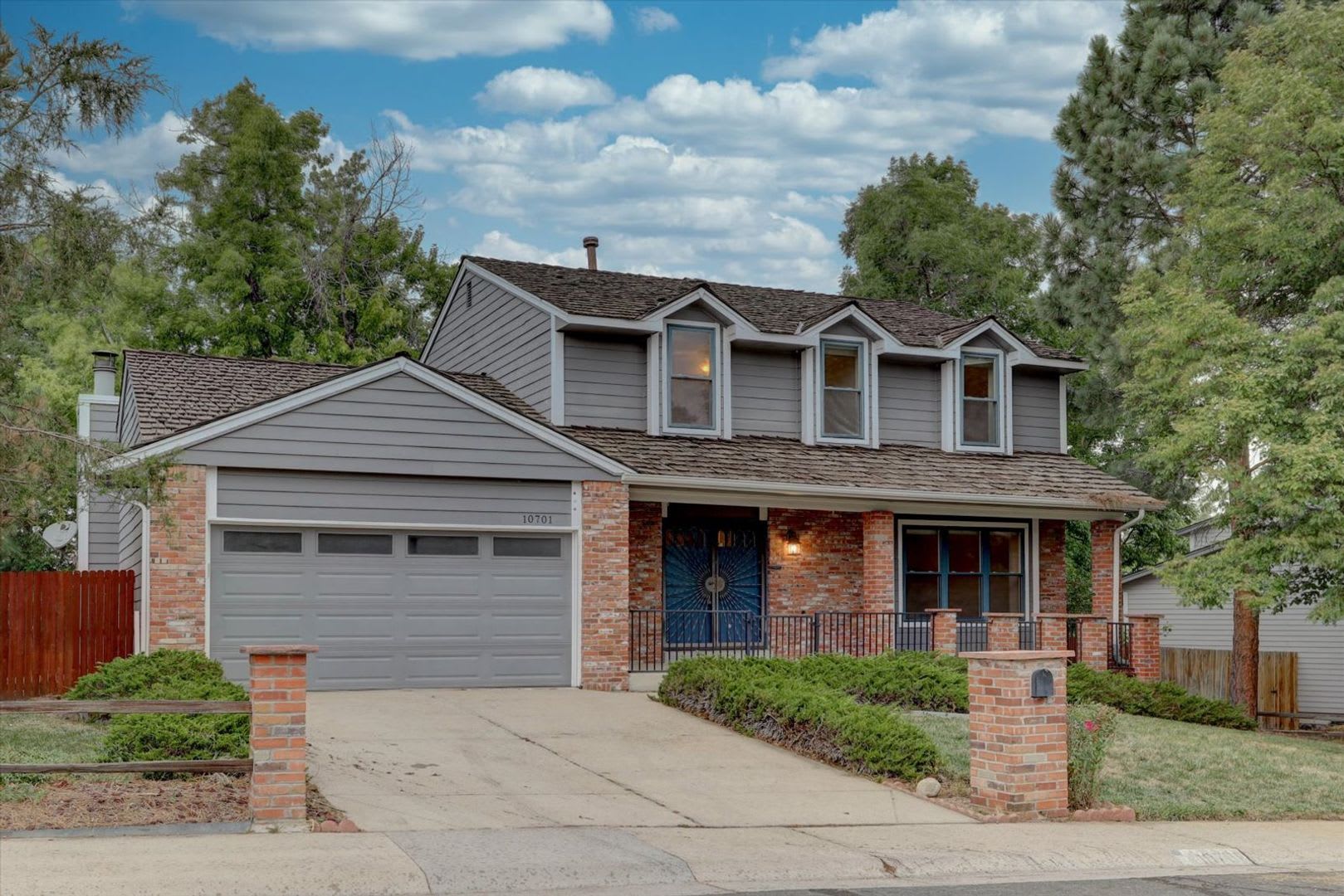 Spectacular 4Bed/3.5 Bath on a Large Corner Lot in Westminster! – photo 2