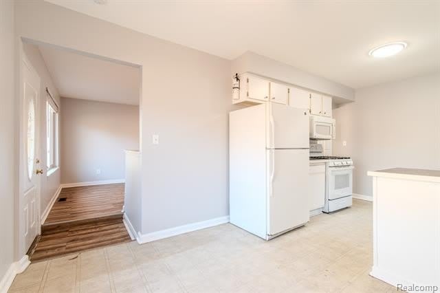 21816 E 10 Mile Road – photo 5