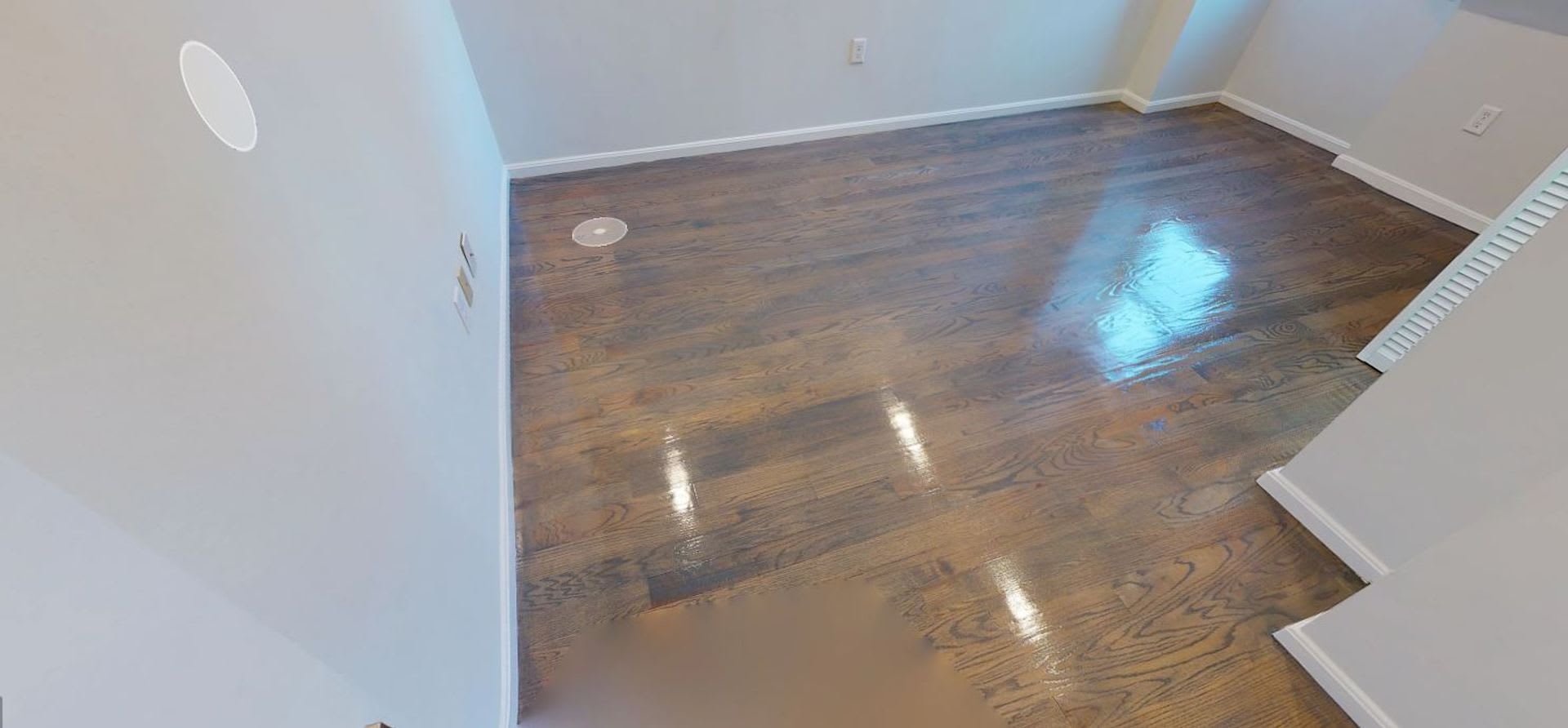 3 Bedroom- No broker Fee – photo 2