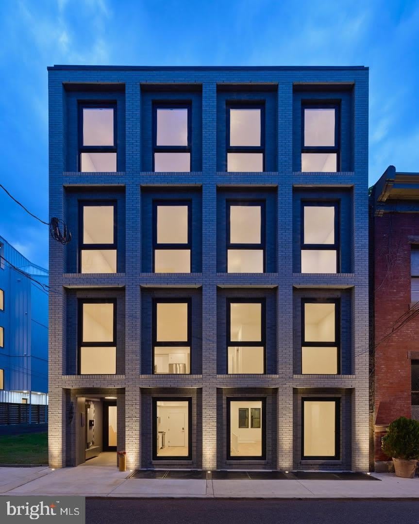 2007 CAMBRIDGE Street – photo 1