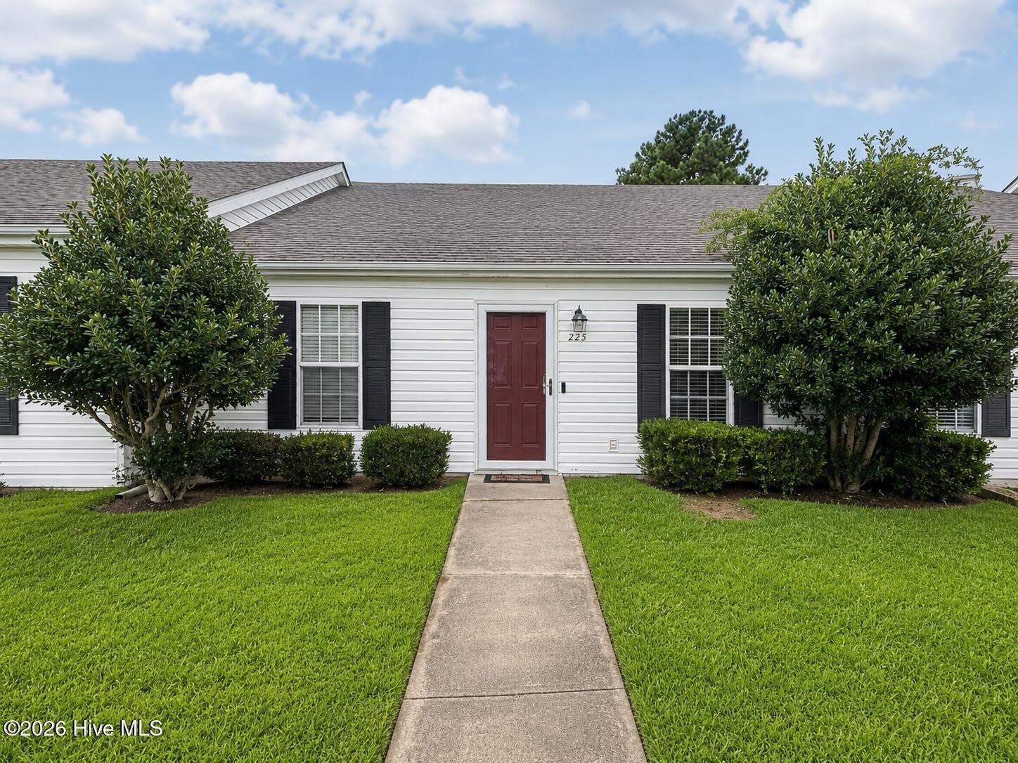 225 John Court – photo 1