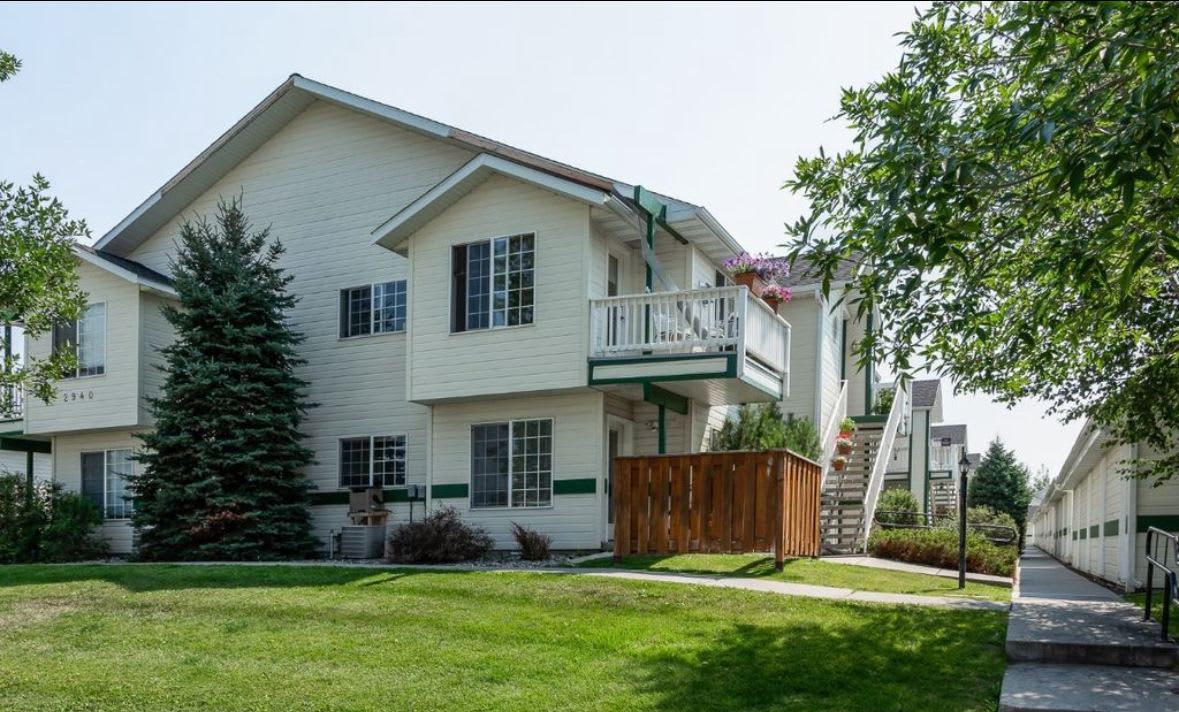 2940 West Villard Street – photo 2