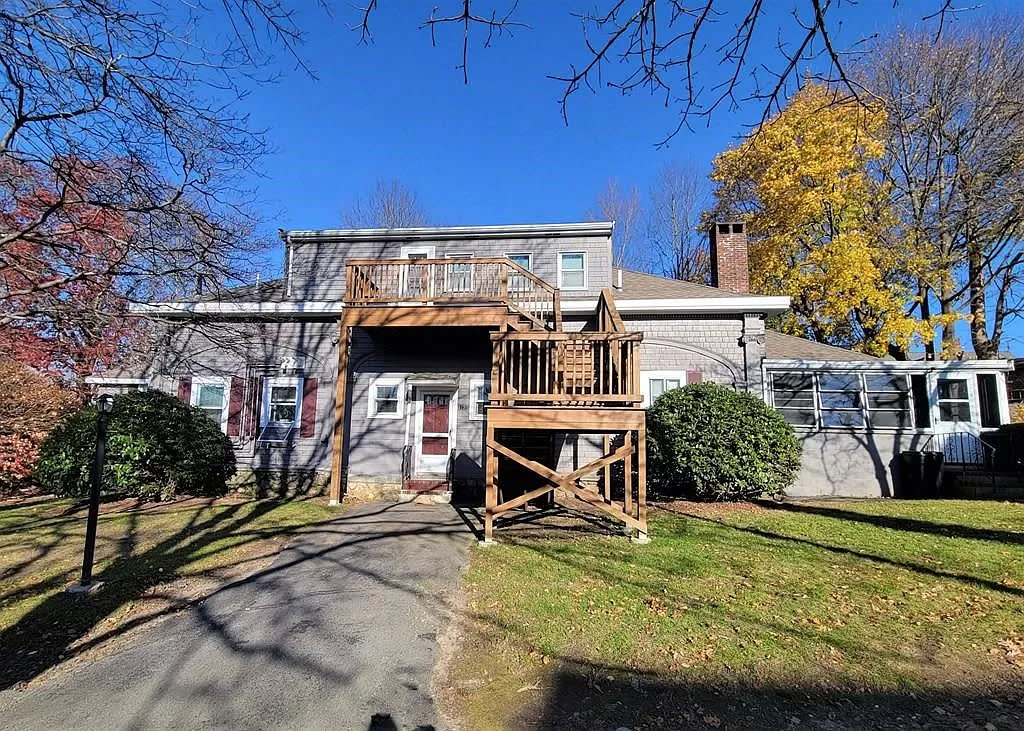 173 Seaver St – photo 2