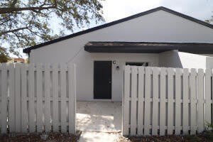 2011 Oleander Boulevard – photo 1