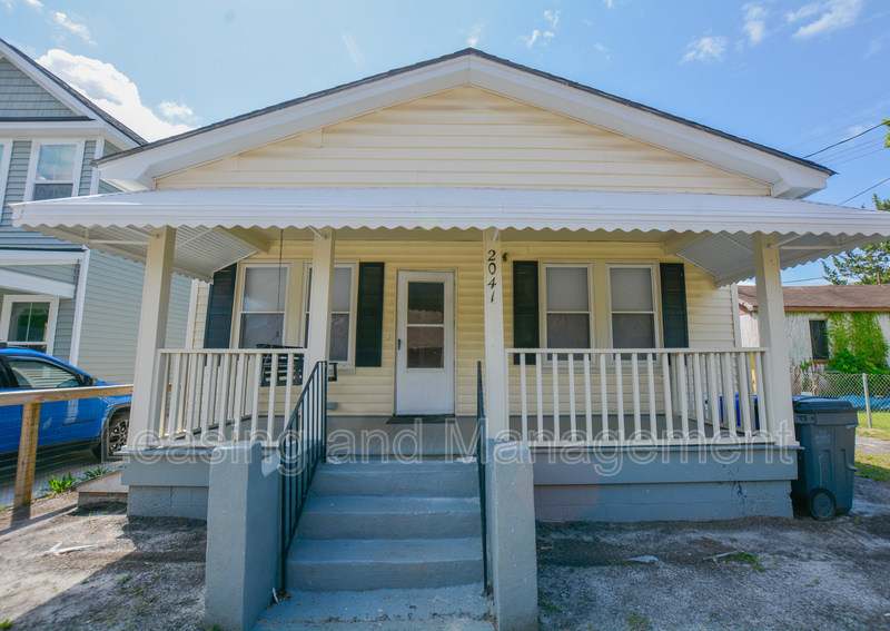 2041 Groveland Avenue – photo 2