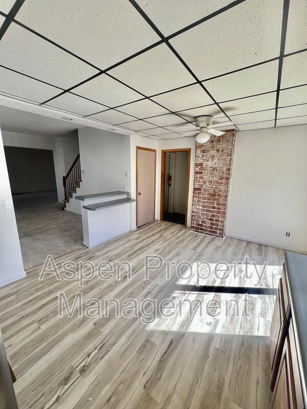 1313 Division Street – photo 3