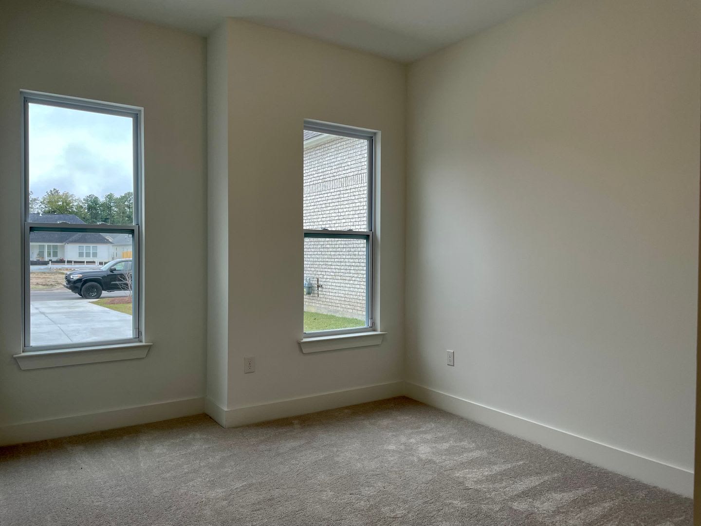 4 bedroom home in Denham Springs- $500 off first months rent with 30 day move in! – photo 3