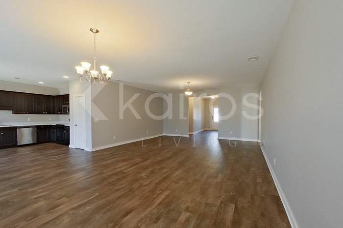 204 White Oak Circle – photo 3