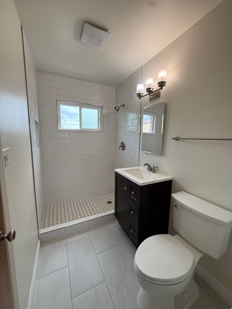 Beautifully Remodeled 1 Bedroom, 1 Bath apartment in North Park – photo 2