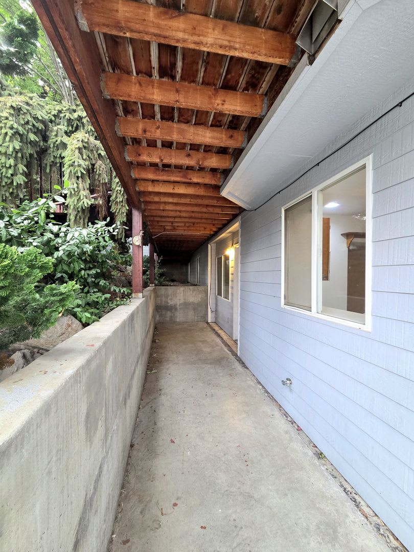A Hidden Retreat with a Truly Magical Backyard! – photo 4