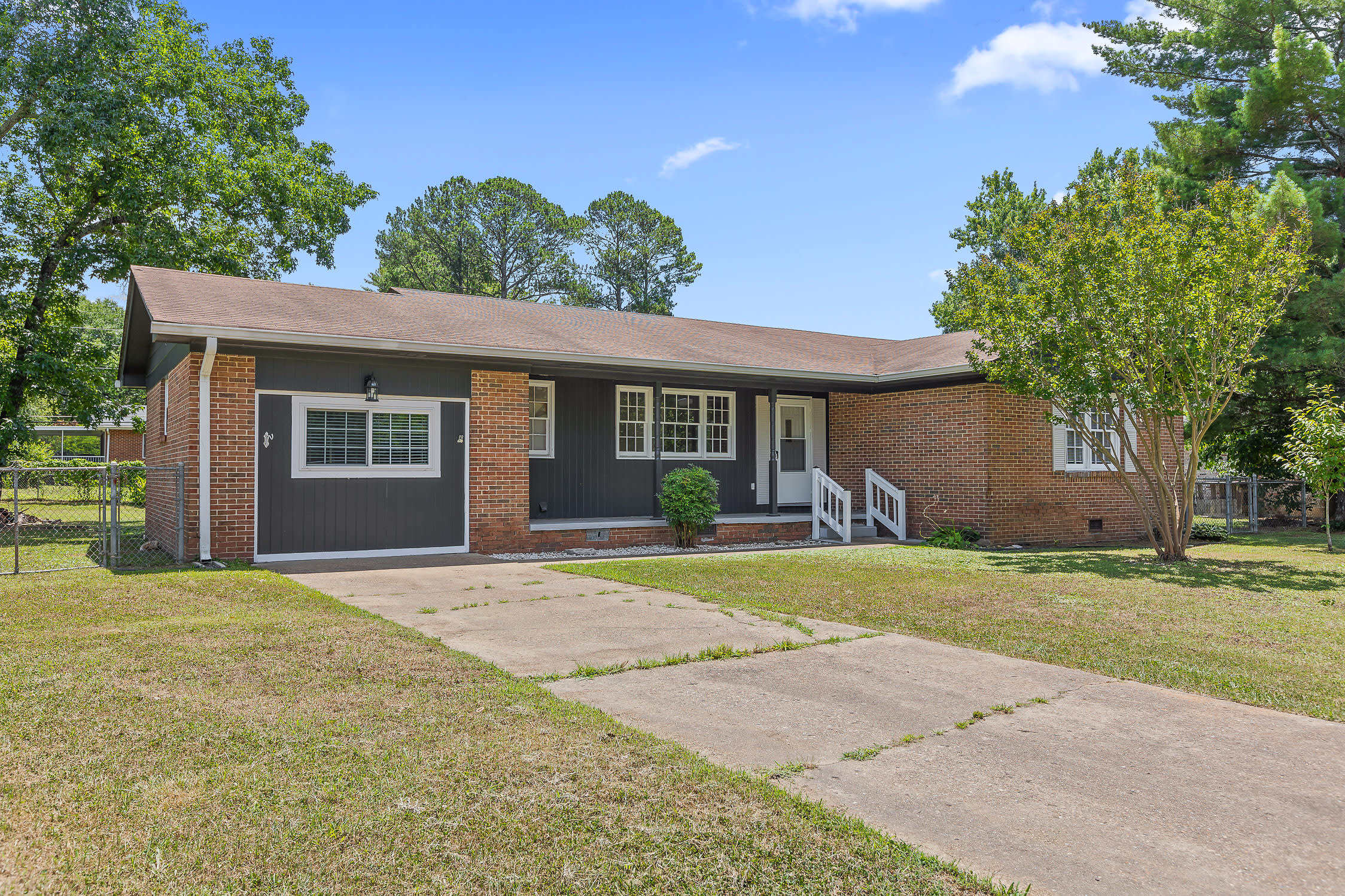 620 Lindsay Avenue – photo 2