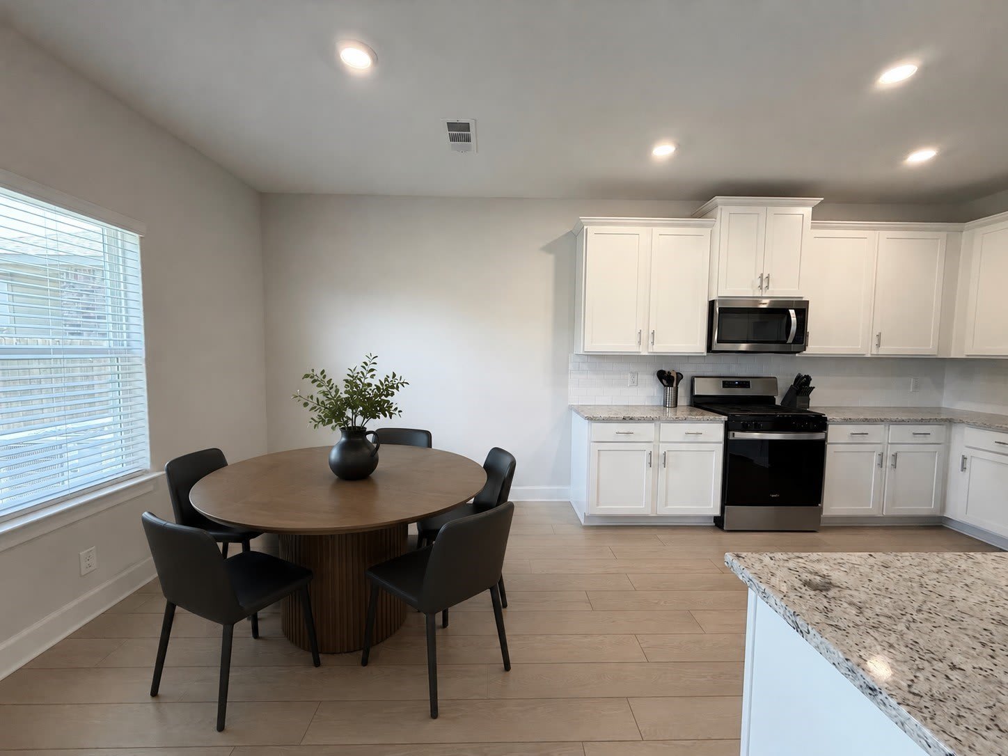 1205 Ginsburg Lane – photo 5