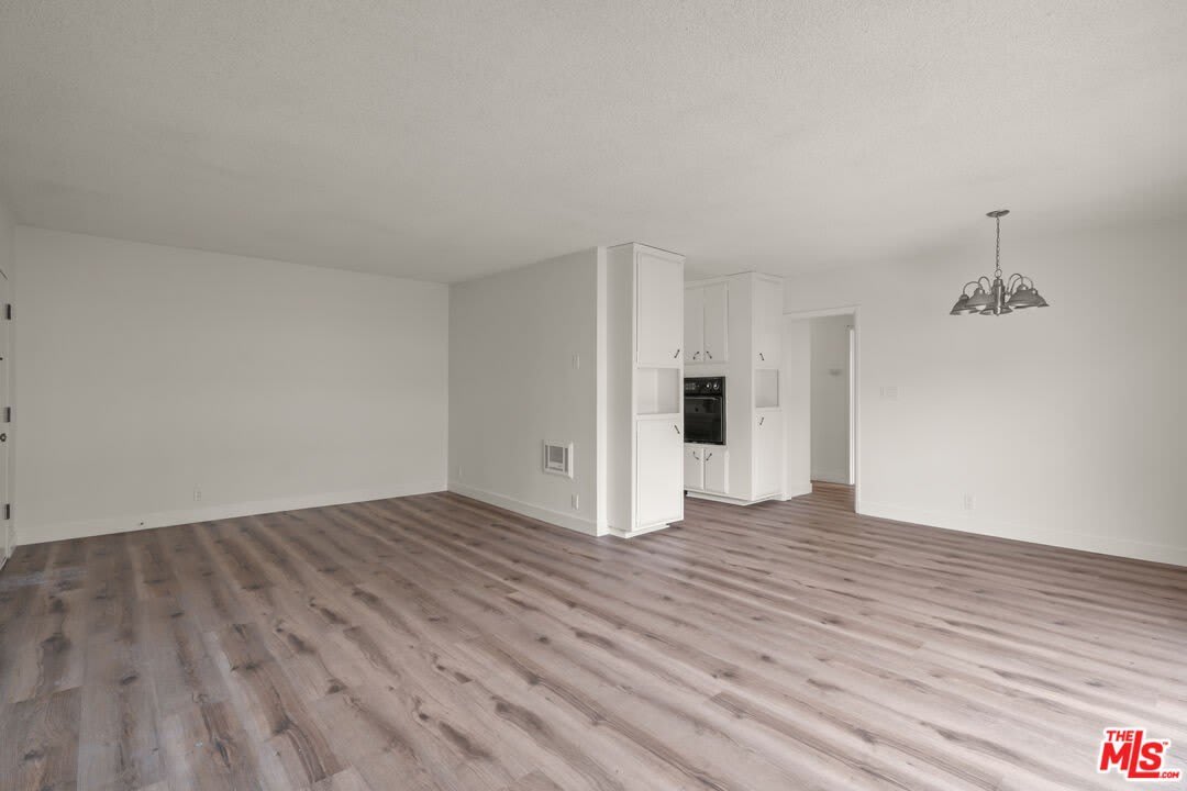10653 Holman Ave – photo 3