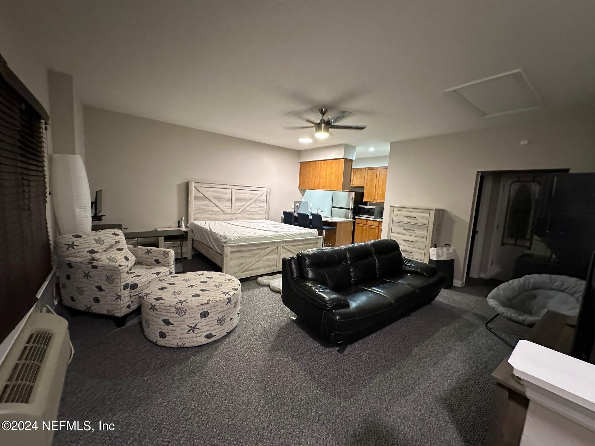 439 MIDWAY Street – photo 1