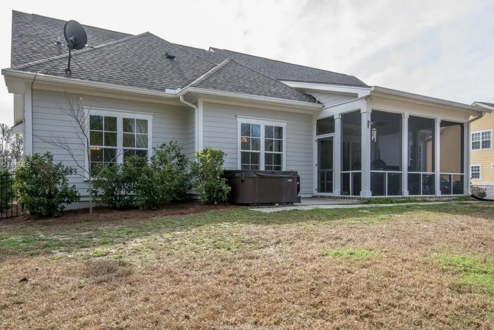 Lovely Home Located In Bluffton – photo 3