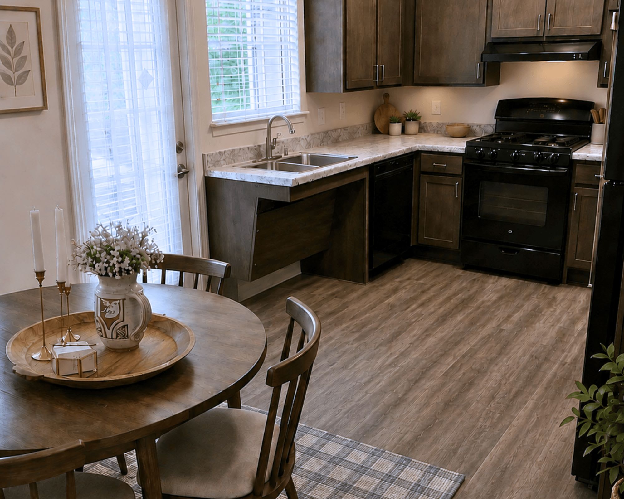 Bentwood Townhomes – photo 4