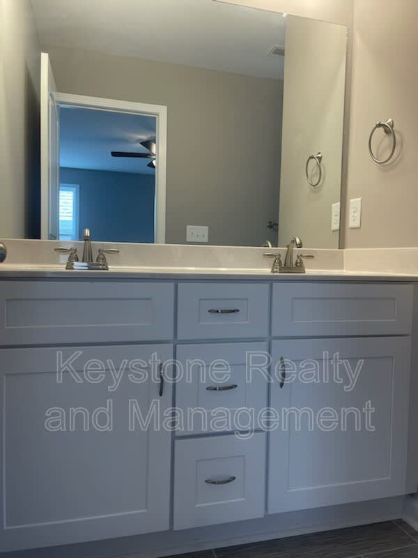 718 Perkins Avenue – photo 5