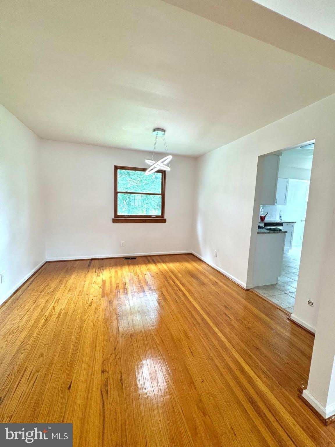 1104 Hudson Avenue – photo 4